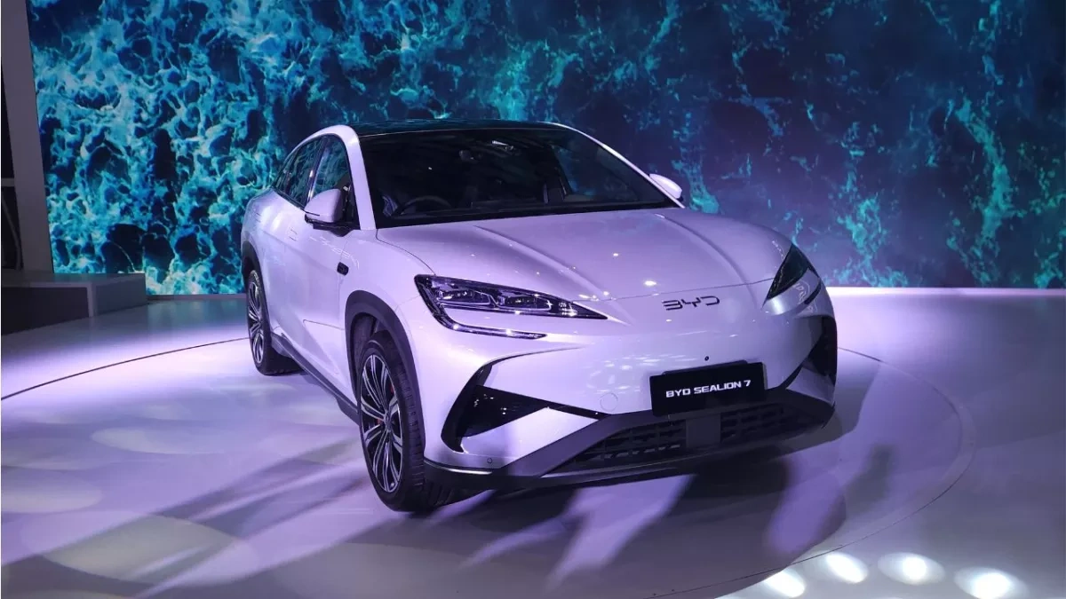 BYD Sealion 7