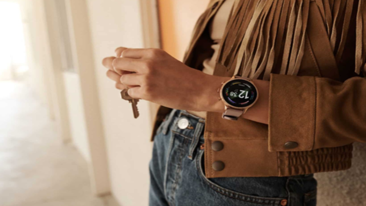 Best Premium Smartwatches Under Rs 30000