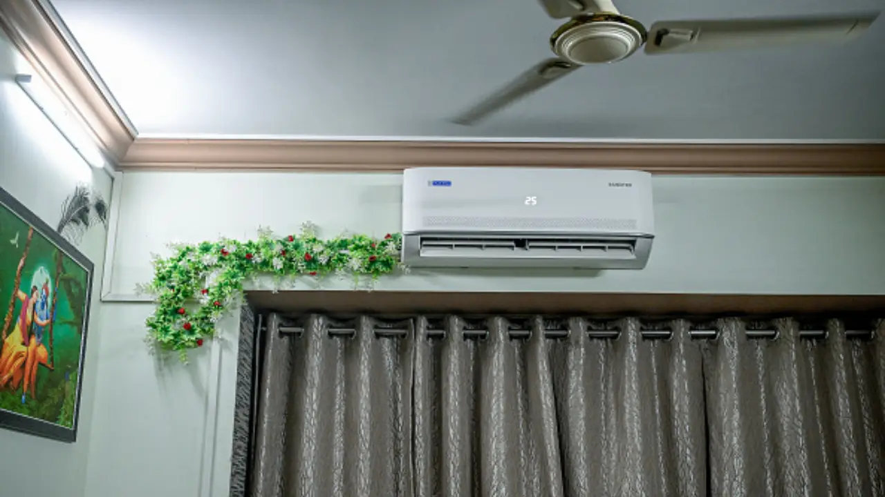 AC