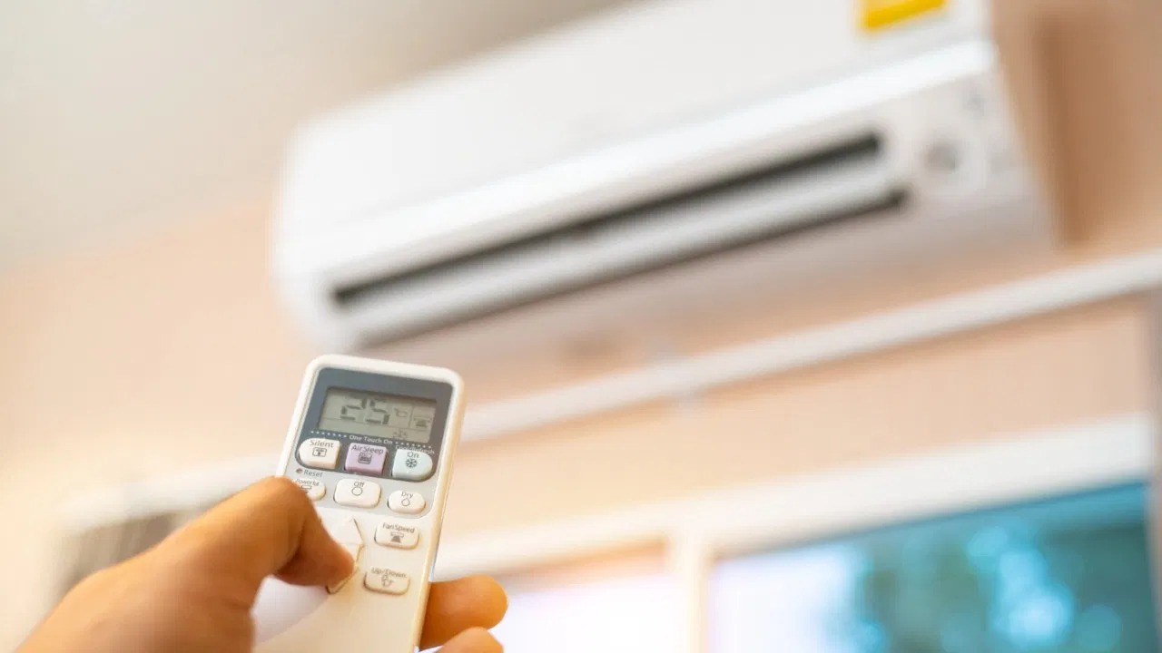 AC