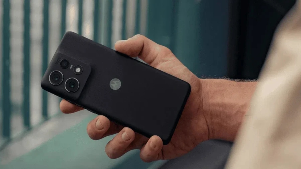 Motorola Edge 60 Pro Bumper Offer