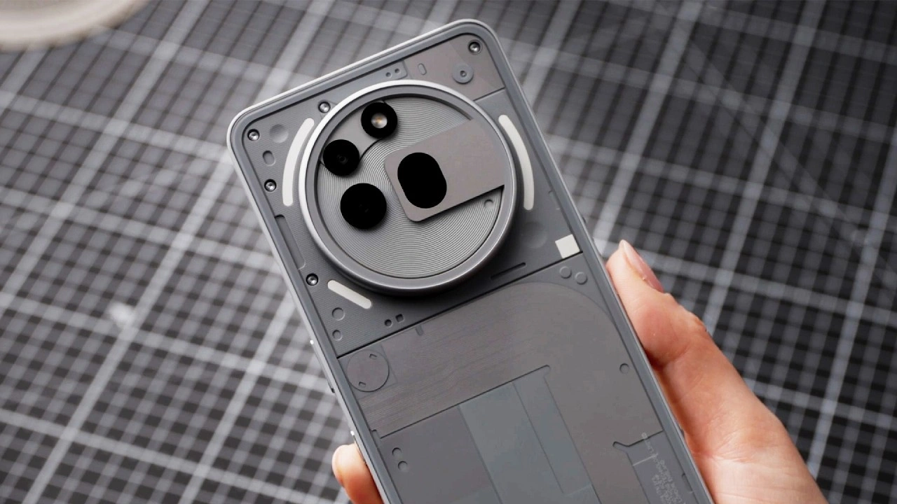 Nothing Phone 3a Pro Nothing Phone 3a Pro