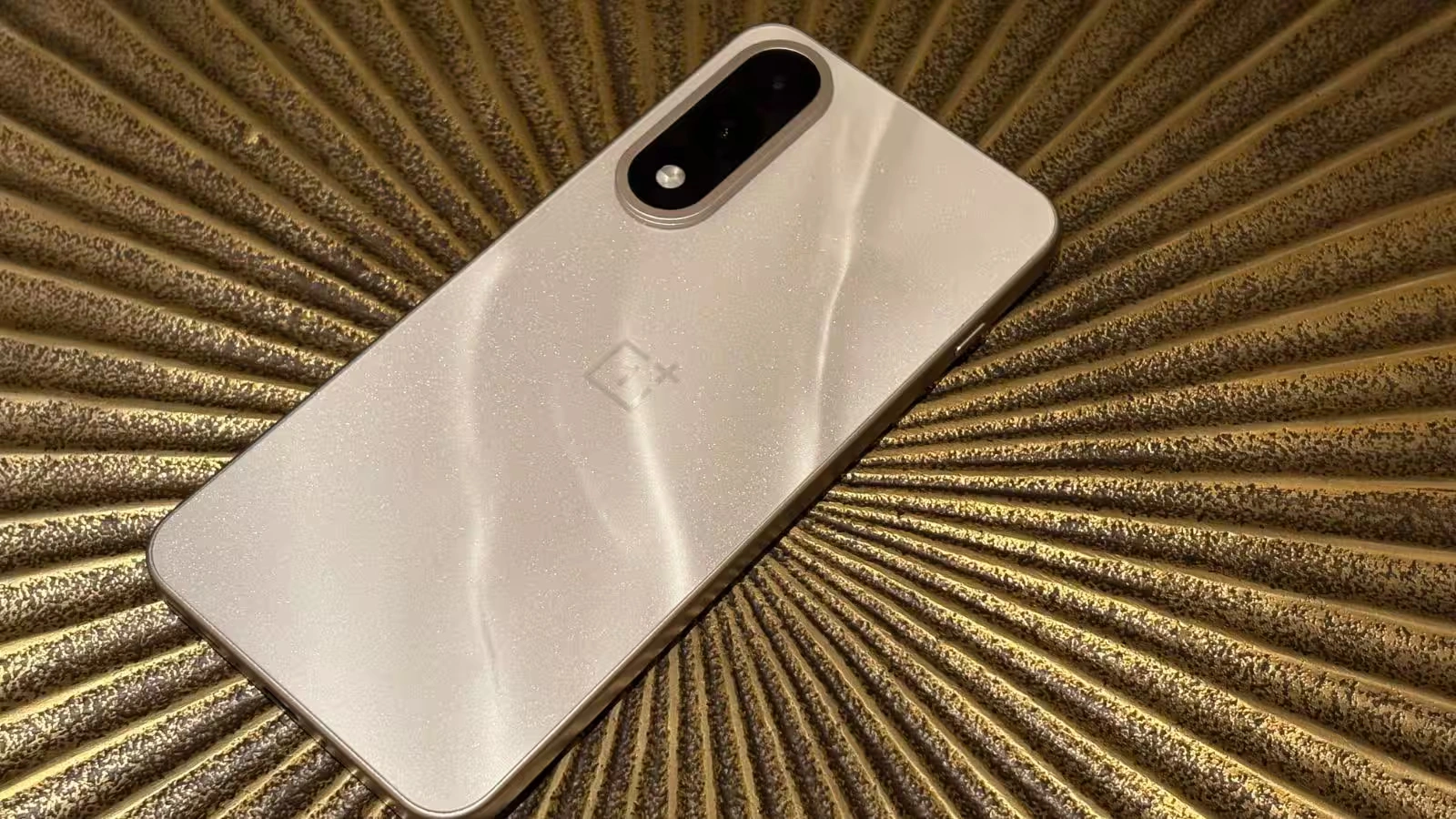 OnePlus Nord 5 Smartphone