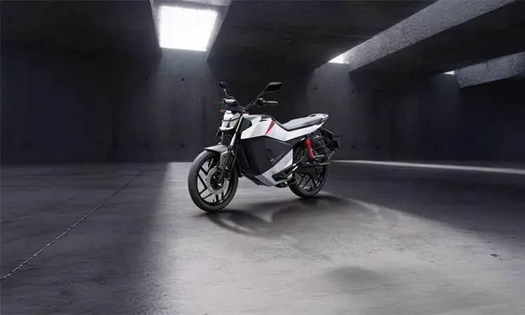 Roadster Plus Roadster Plus