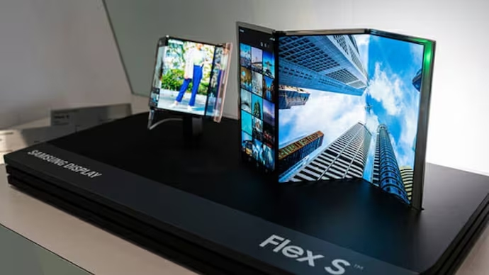Samsung Triple Folding Phone