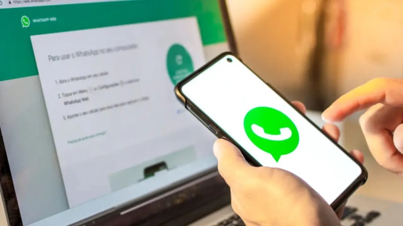 WhatsApp Outage